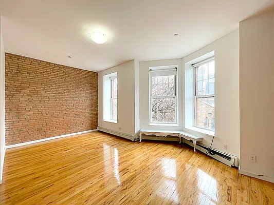 Rented by Corcoran | media 29