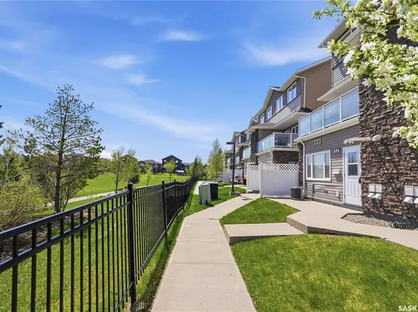 UNIT 311-1022 Hampton CIRCLE, Saskatoon, SK S7R 0K4