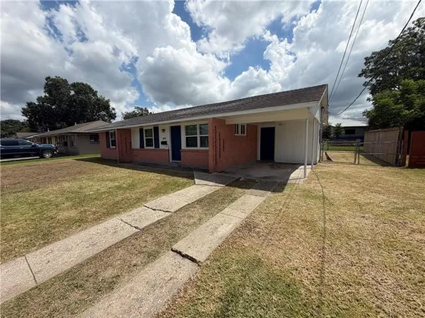 1840 River Oaks Dr, New Orleans, LA 70131