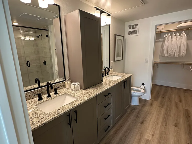 3035 Walnut Bend Ln #A12 — Photo 4