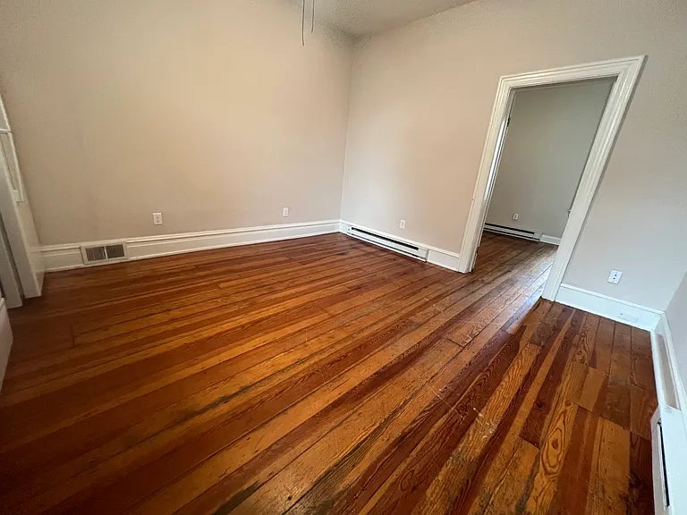 80 W Main St #1 — Photo 3