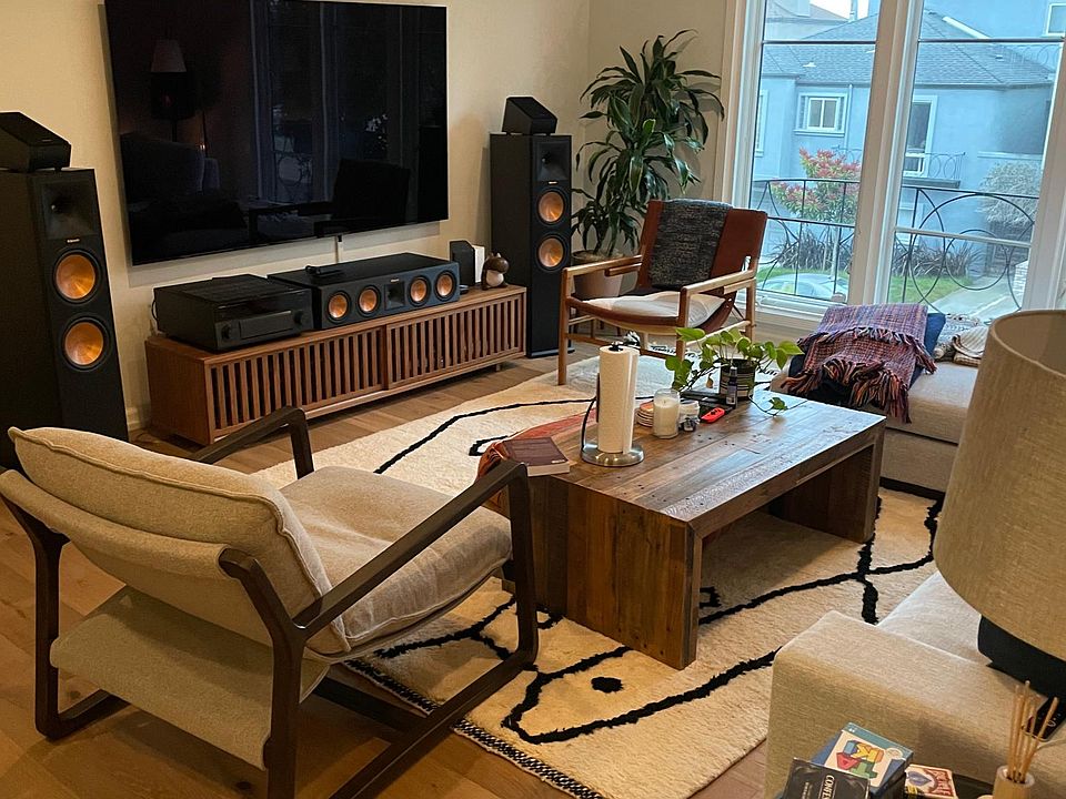 1st image of 15 Fortuna Ave