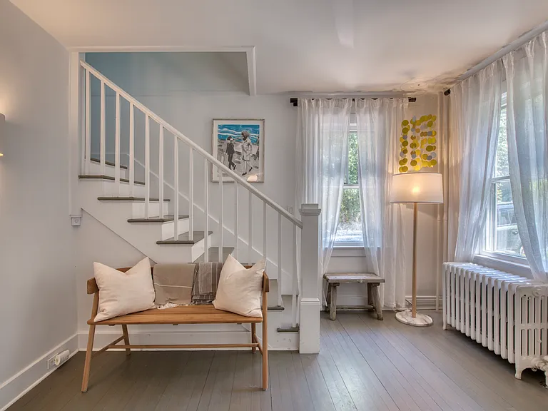 67 Jermain Ave — Photo 8