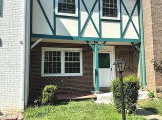 14812 Smethwick Pl, Centreville, VA 20120