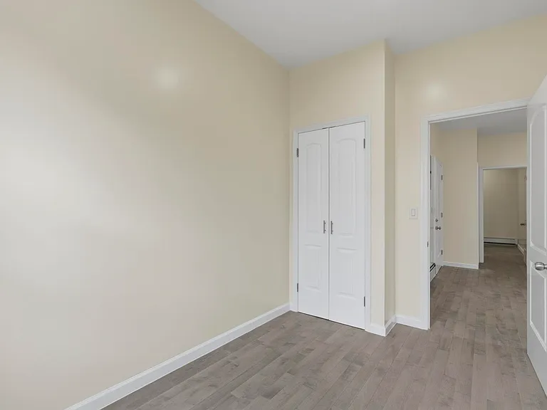290 Grant Ave #2 — Photo 11