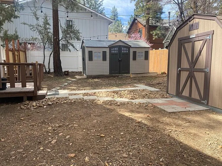 422 Riverside Ave — Photo 25