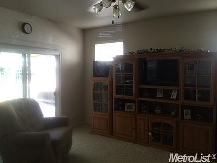 5th image of 1337 Emerald Dr