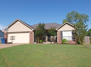 51 Meadow Ridge Loop, Maumelle, AR 72113