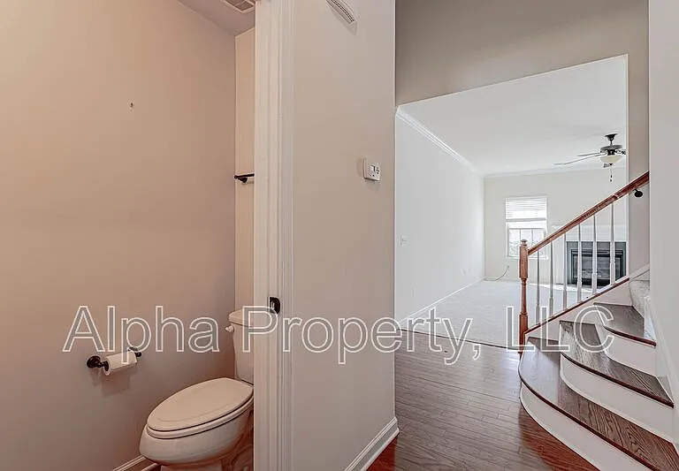 12 Irvington Dr — Photo 6