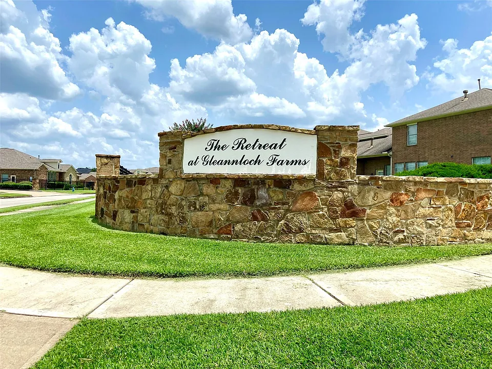 8413 Ketan Loch Ct
