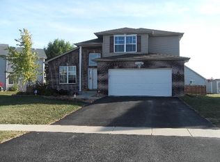 26445 W Deer Path, Channahon, IL 60410