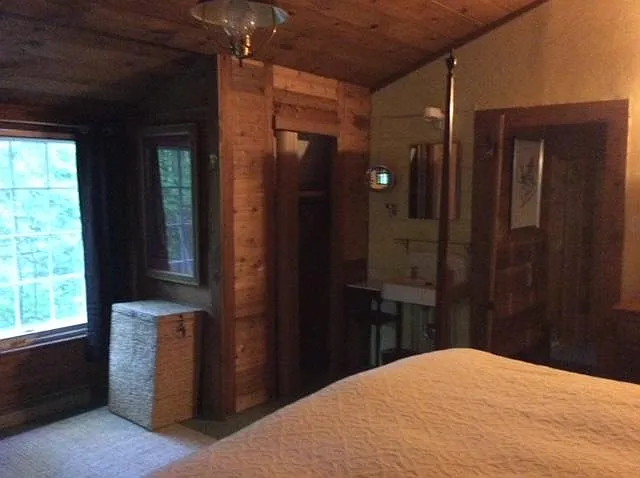 4504 Lakeshore Dr — Photo 20
