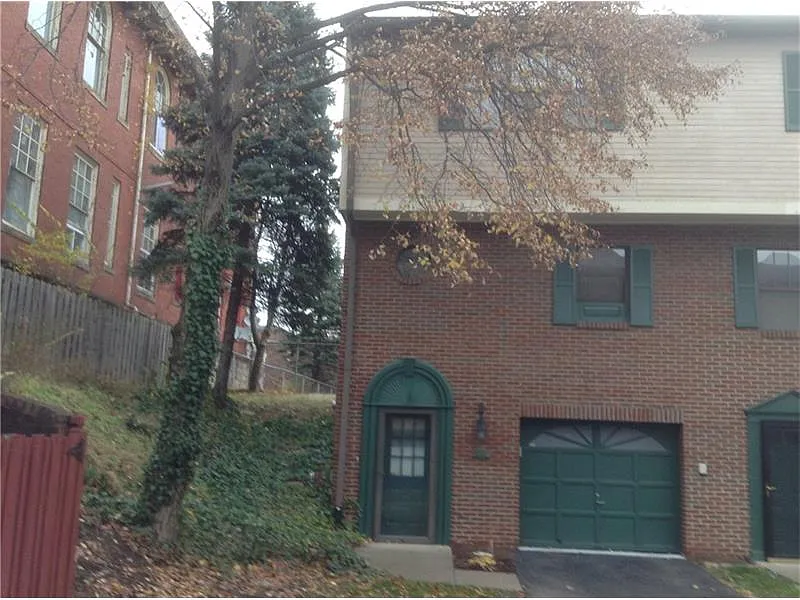 116 Longfellow Ct photo 1