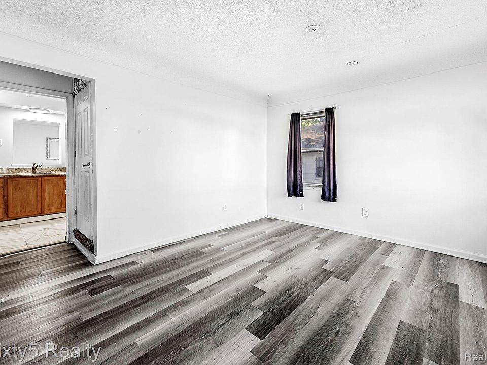 18344 Shiawassee Dr, Detroit, MI 48219 | MLS #20261076462 | Zillow