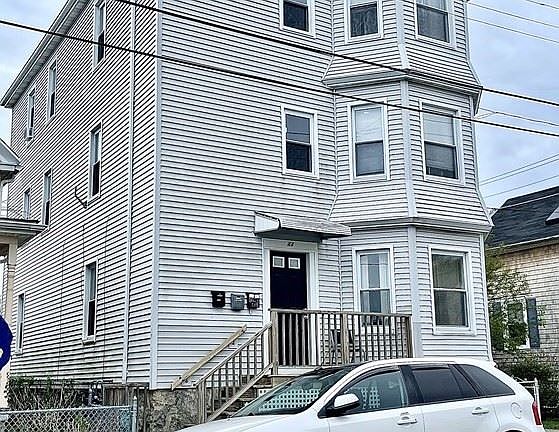 4th image of 44 Stowell St