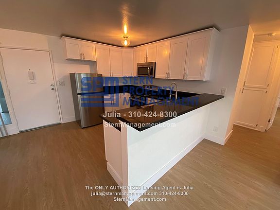 5th image of 3900 W 1st St APT 7