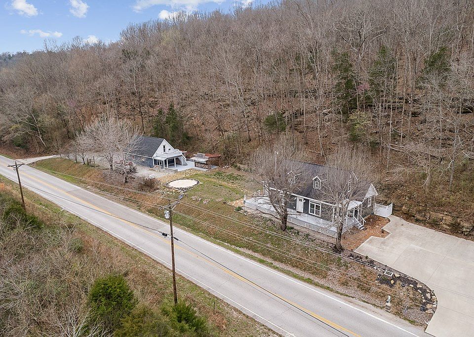 303 & 307 Granville Hwy, Chestnut Mound, TN 38552 MLS 217735 Zillow