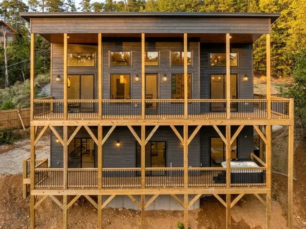 1731 Bluff Ridge Rd, Sevierville, TN 37876