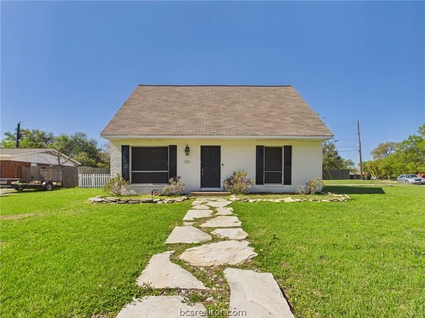 1400 Lawyer St, College Station, TX 77840