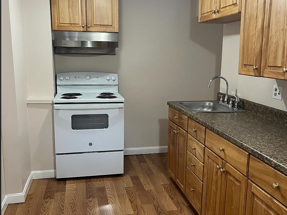 1st image of 770 Cummins Hwy APT 4