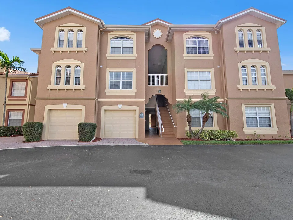15630 Ocean Walk Cir #214-18890