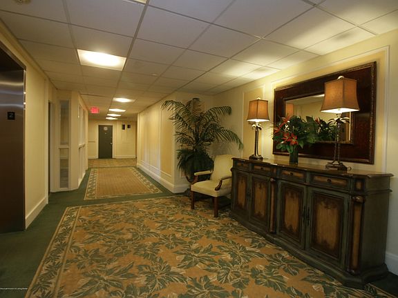 5th image of 235 Sunrise Ave Penthouse 3