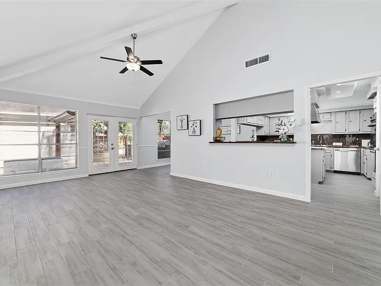 22122 Woodrose Dr — Photo 13