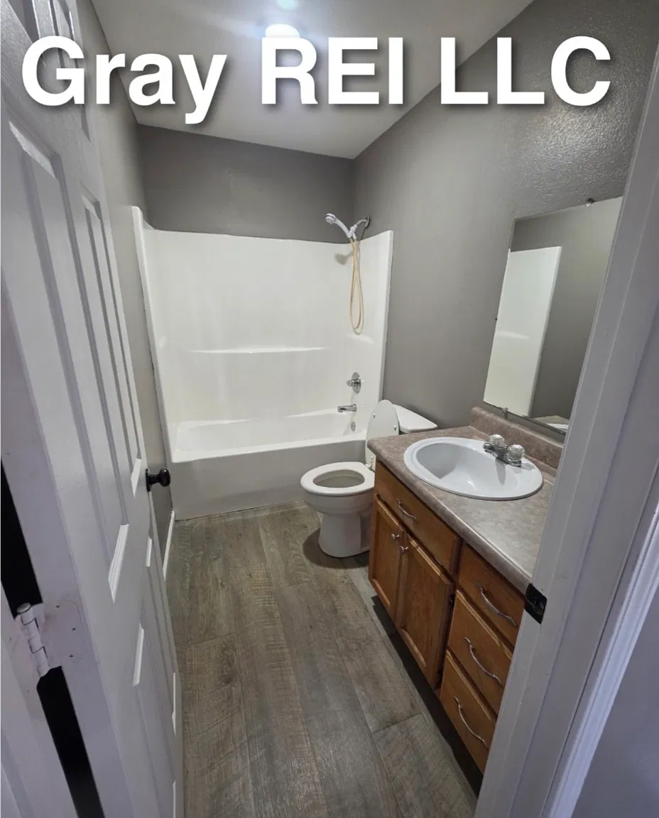 3 bed, 1240 sqft, $1,200 — Photo 3