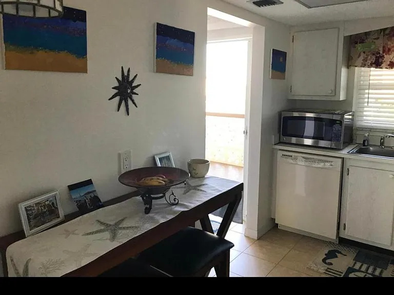 9 Forbes Pl #405 — Photo 10