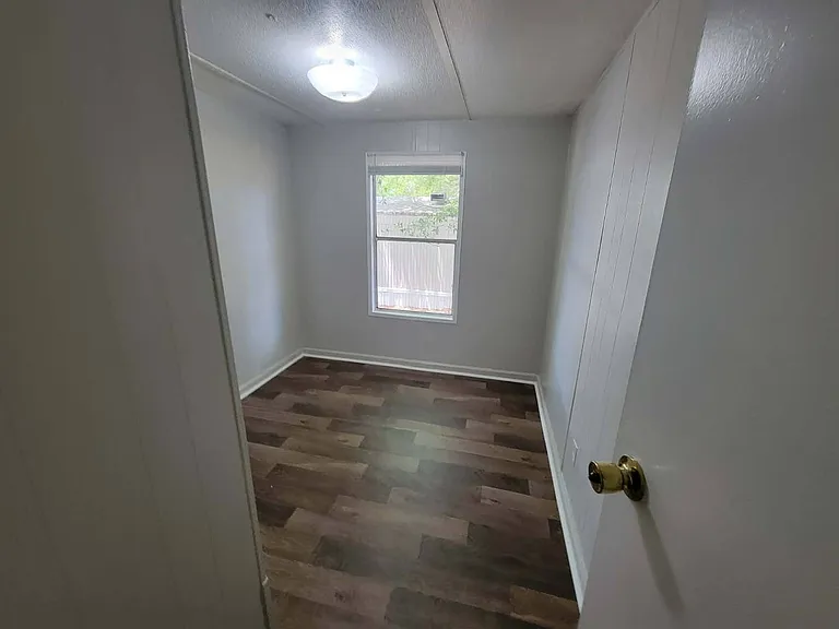 109 Embert Ln #6 — Photo 6