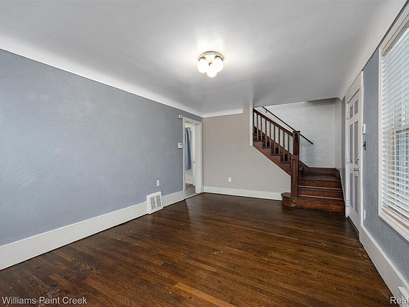 4th image of 7275 Orchard Ave