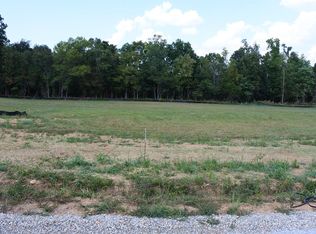 635 Farm Ridge Dr, Cookeville, TN 38506