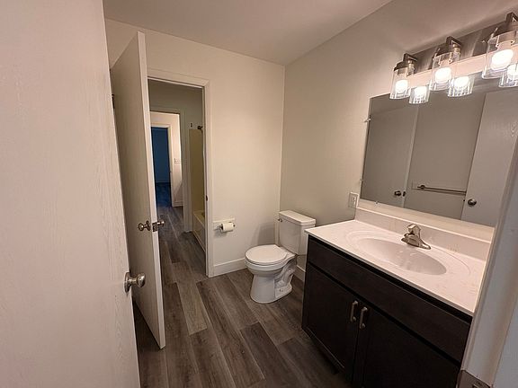 5th image of 40 Grant St APT 14