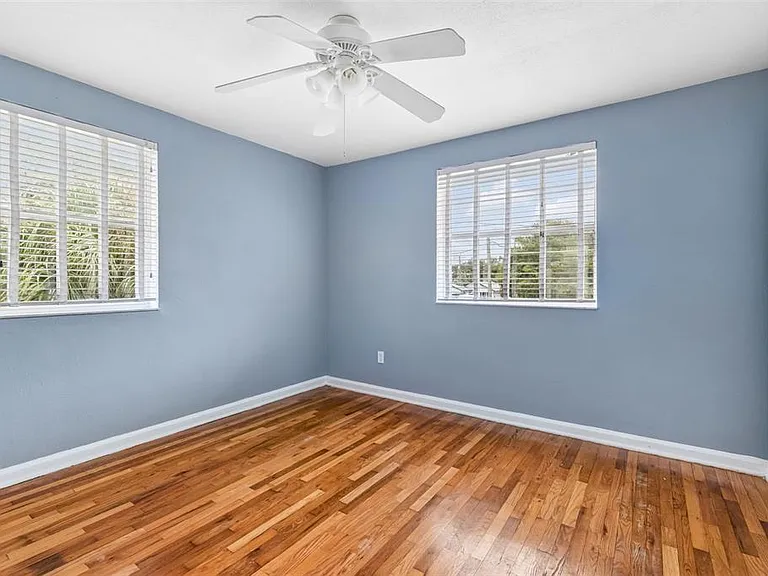 601 Swann Dr — Photo 16