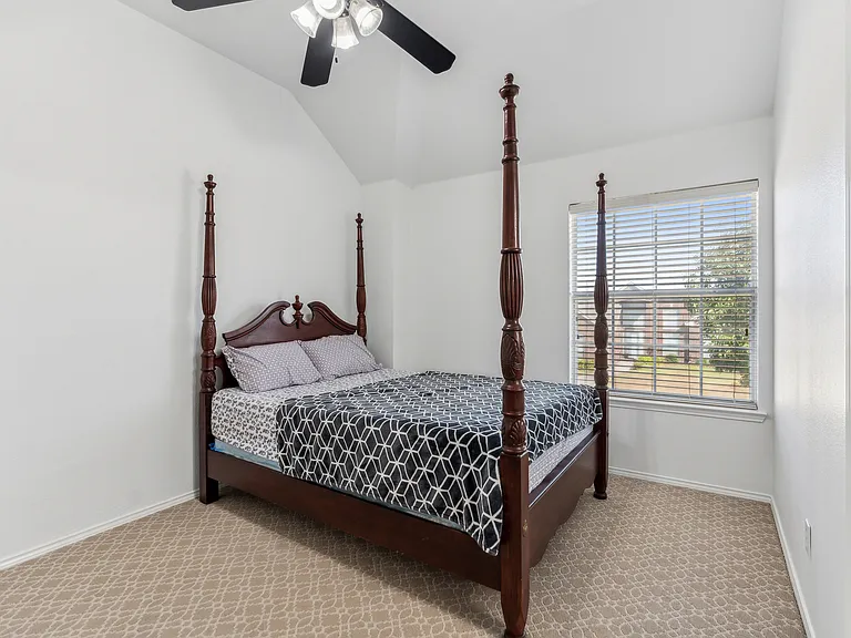 1501 Ector Dr — Photo 21
