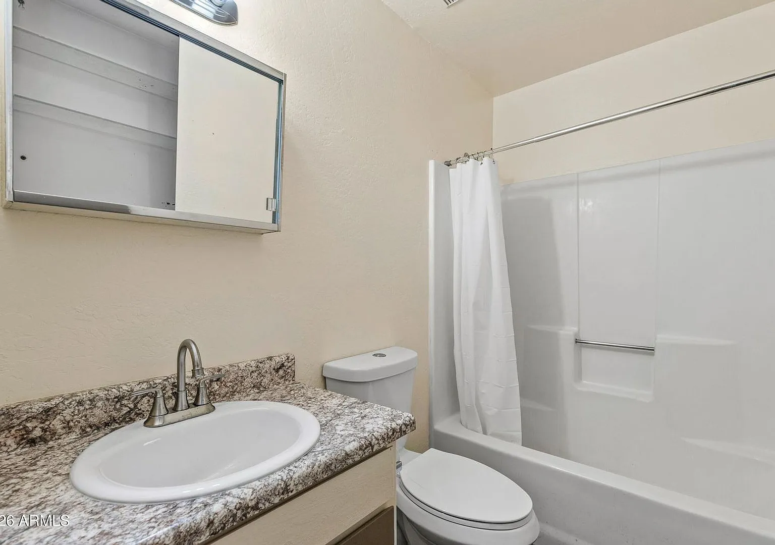 Beautifully Updated 4 Bedroom, 4 Bathroom Home Every Bedroom Has Its Own Private Bathroom! — Photo 4
