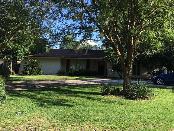 2nd image of 758 Winfred Dr N