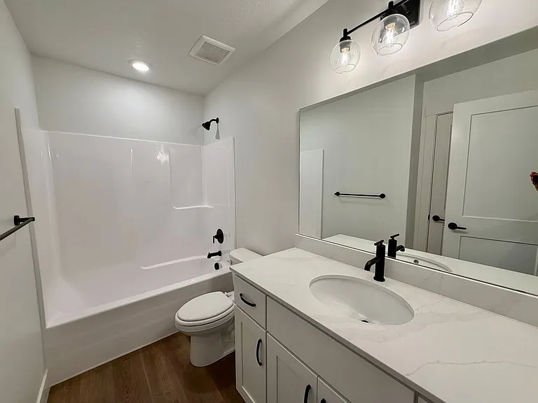 2716 W 2775 N #146 — Photo 15