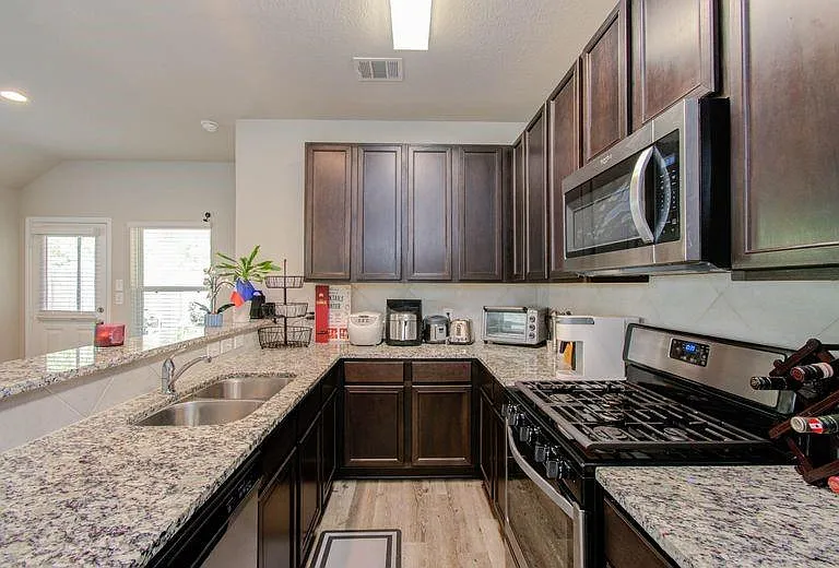 25416 Grotto Falls Ln — Photo 3