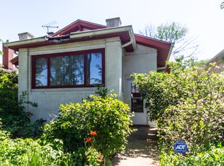 6231 N Maplewood Ave, Chicago, IL 60659