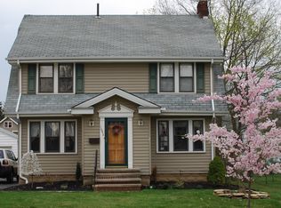 1943 20th St, Cuyahoga Falls, OH 44223