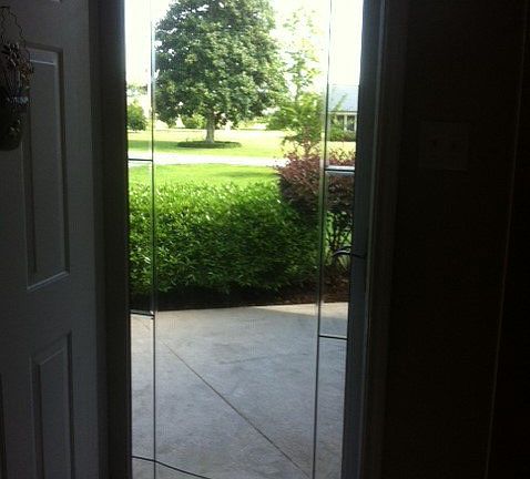 2nd image of 104 Holly Dr