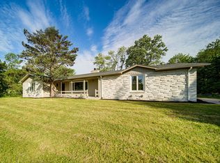 7186 E Lake Rd, Erie, PA 16511