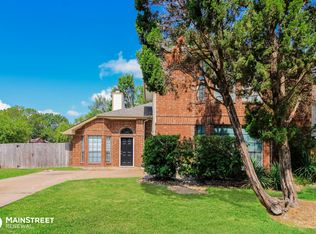 12418 Meadow Briar Dr, Stafford, TX 77477