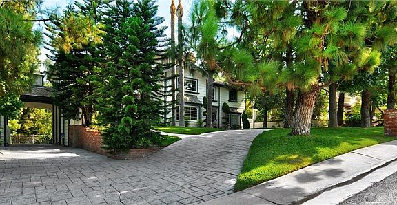 3rd image of 7571 E Martella Ln
