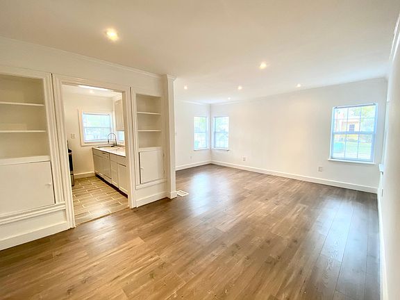 2nd image of 2330 W Hermosa Dr