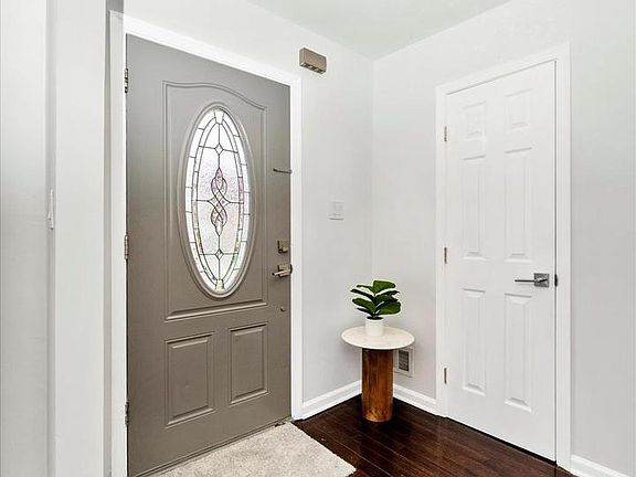 2nd image of 74 Orchard Dr