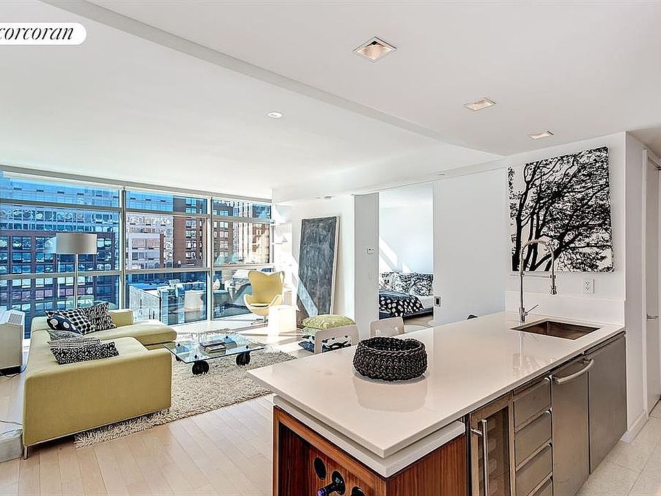 1st image of 447 W 18th St APT 8B