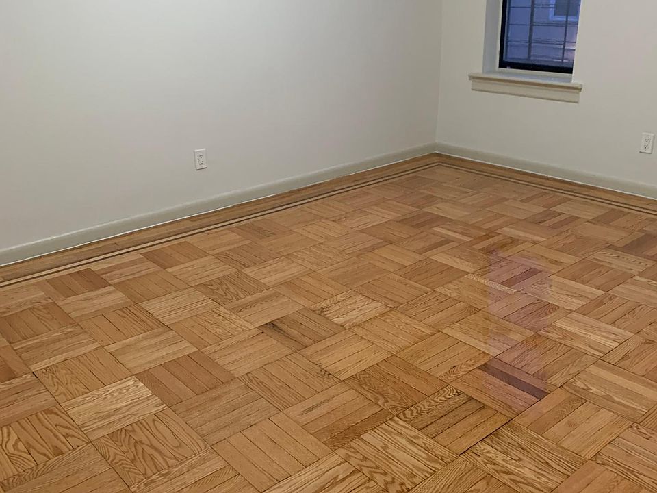 2nd image of 1115 Jerome Ave #A5