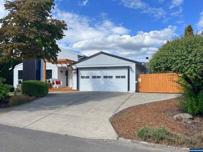 1060 NE 14th Ave, Canby, OR, 97013
